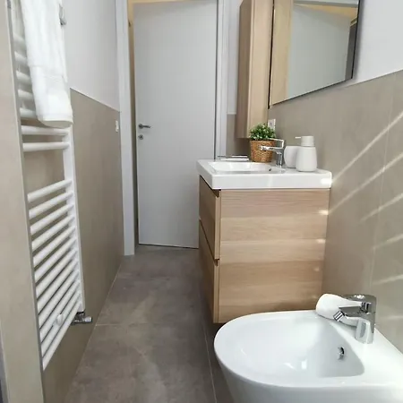Al Civico 2 Apartment *
